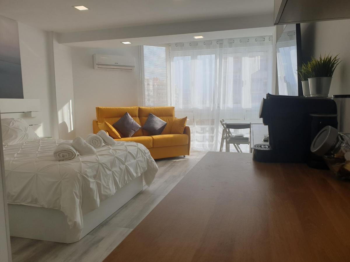 Estudio Amalfi Torre Del Mar Exteriér fotografie