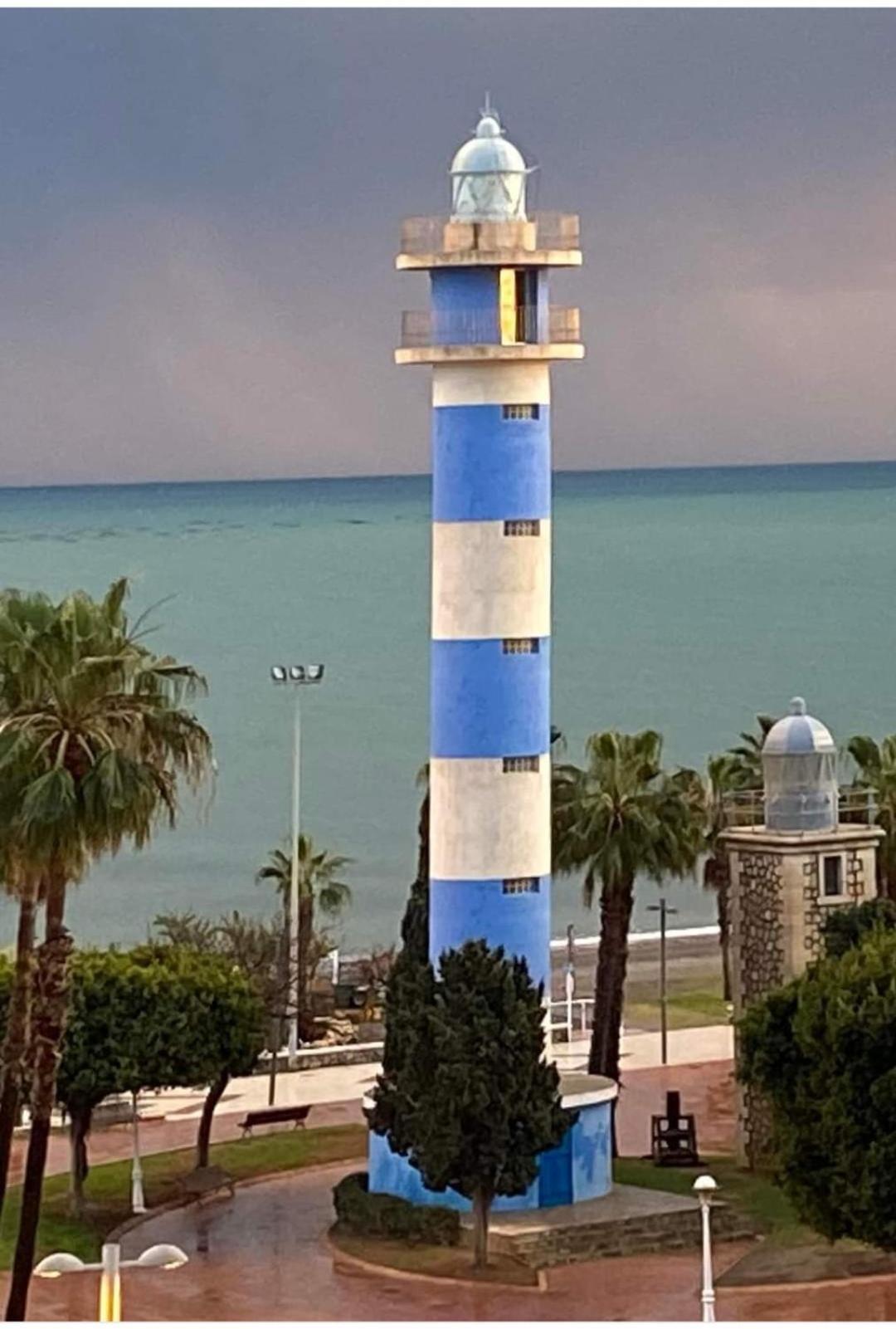 Estudio Amalfi Torre Del Mar Exteriér fotografie
